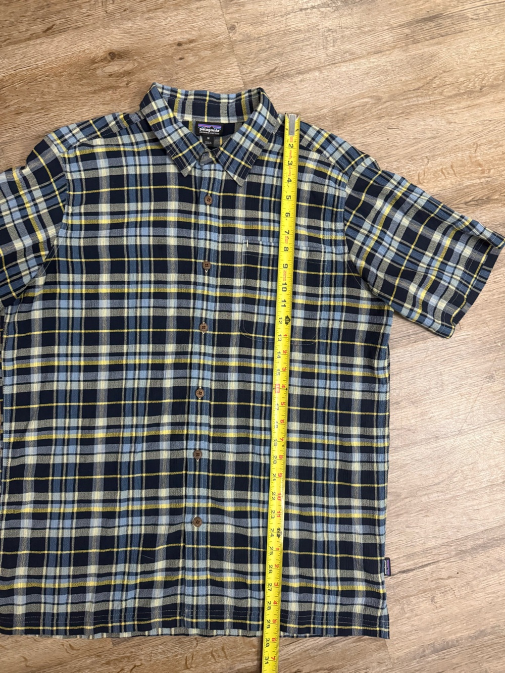 Patagonia • Men’s A/C Shirt - Picture 8 of 8